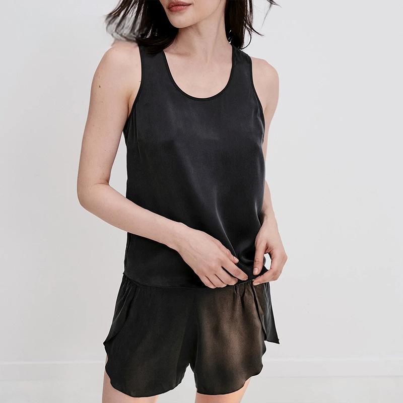 19 Mommy silk pajamas for women, new summer products, mulberry silk sleeveless vest shorts suit, home clothes