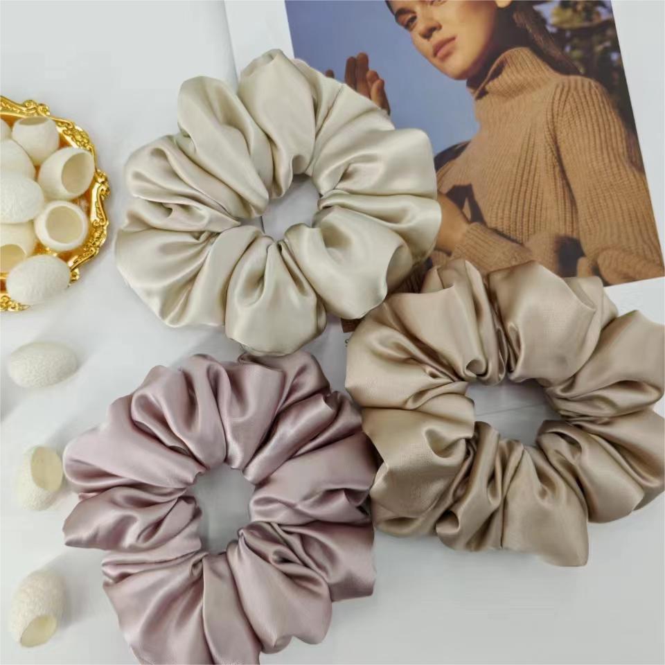 22 momme silk large intestine hair ring pillow hair ring cloud hair ring mulberry silk (down cotton filling)
